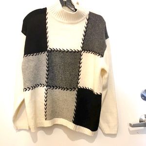 Fred Thomas 38% wool large checked cream, grey & black sweater sweater